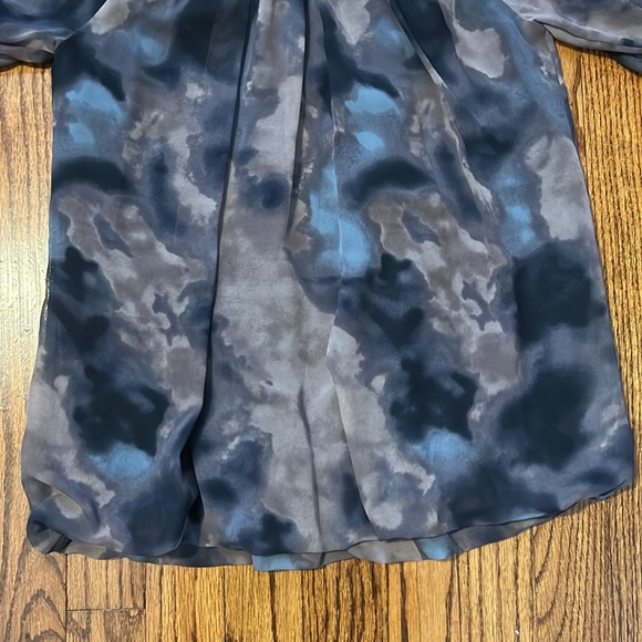 Purple sleek blouse - Picture 3 of 3